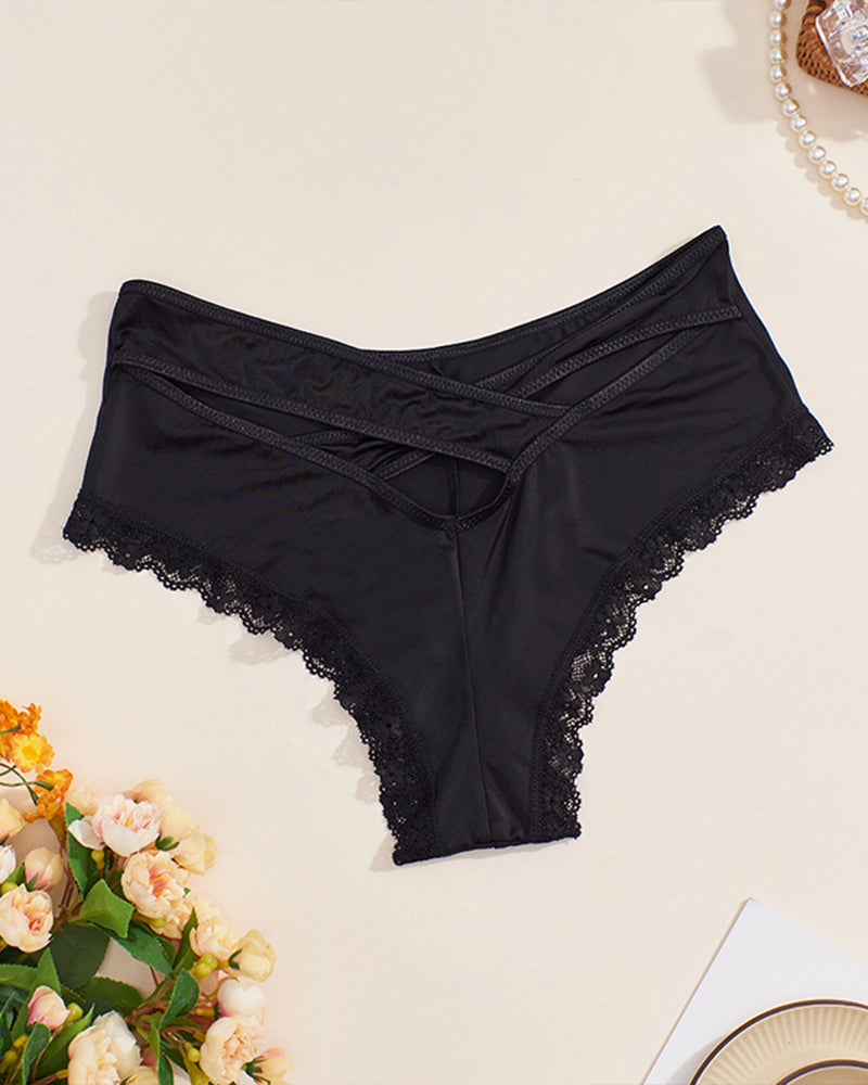 Plus Size Mid-Rise Lace Trim Criss-Cross Bikini Panties